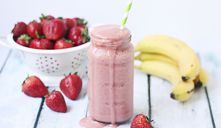 Healthy Strawberry Orange Protein Smoothie recipe